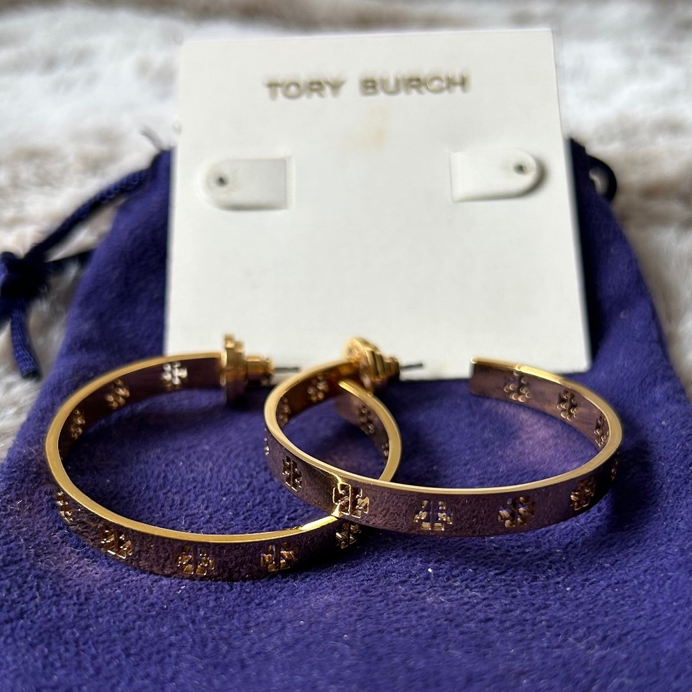 NWT Tory Burch T logo hoop earrings - gold color